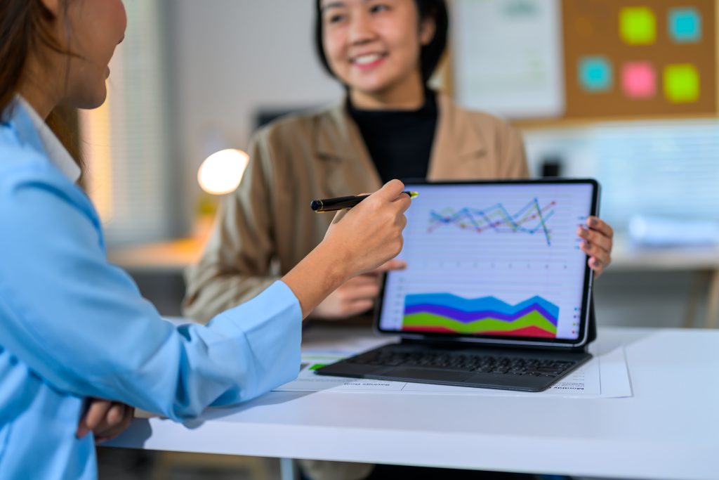 How to Conduct an Effective Investment Analysis: Step-by-Step Guide