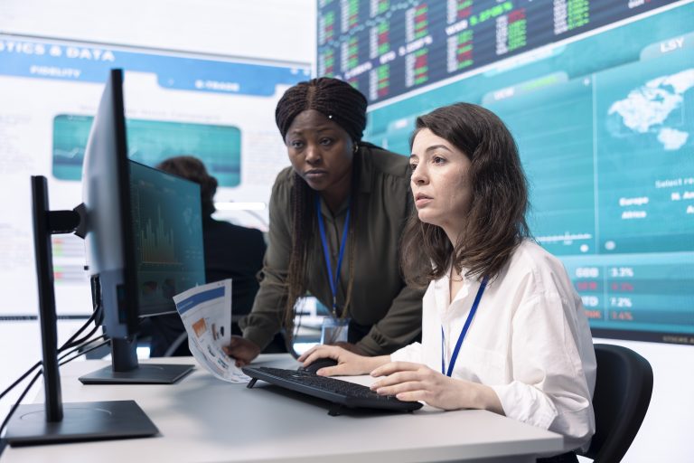 Liquidity Wars: Hedge Funds, Private Credit, and the Shadow Banking System