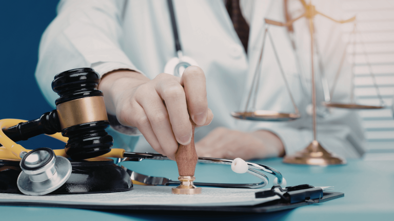 Don’t Face It Alone How a Medical Malpractice Attorney Can Turn Your Case Around